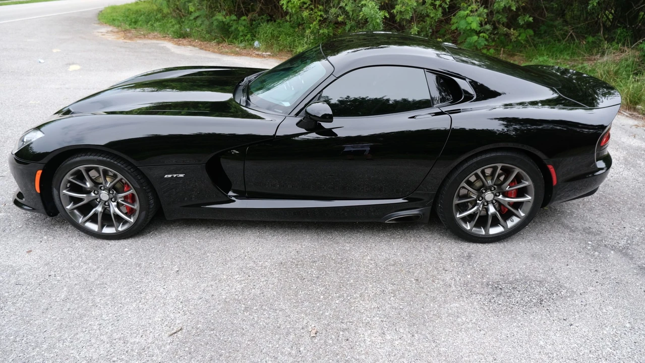 2014 Dodge Viper 5th Gen - Image 23 of 31
