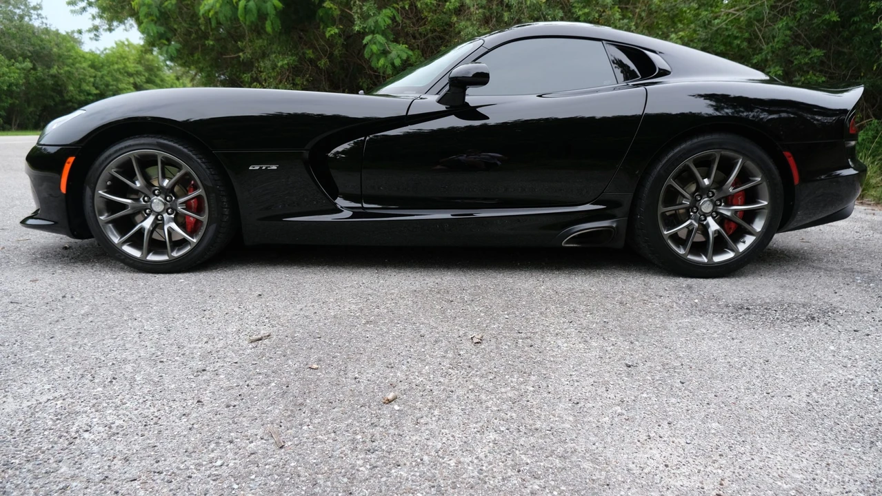 2014 Dodge Viper 5th Gen - Image 25 of 31