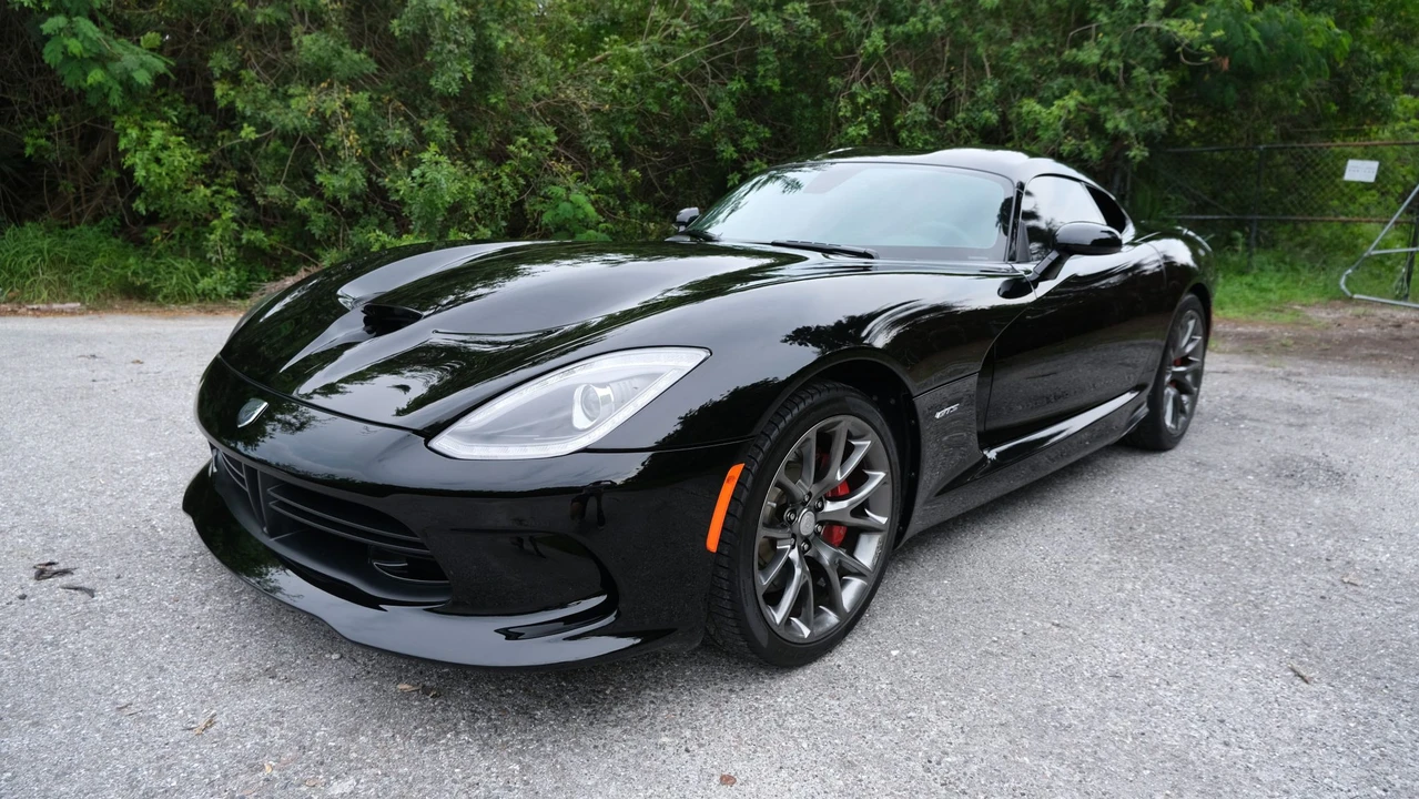 2014 Dodge Viper 5th Gen - Image 3 of 31