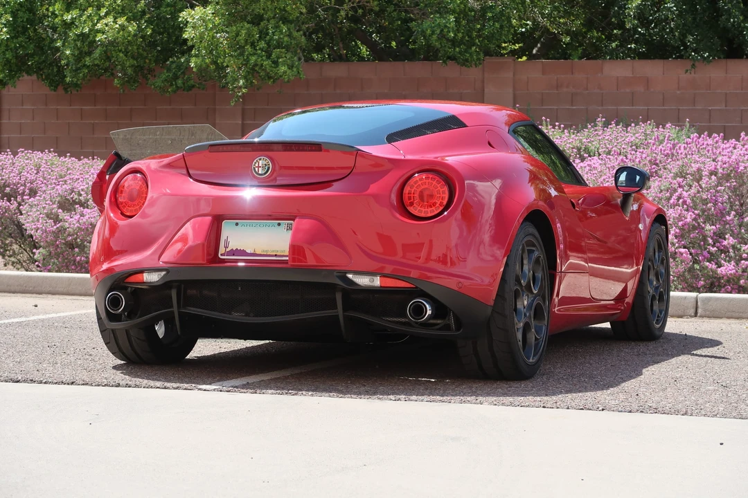 2015 Alfa Romeo 4C Coupe - Image 15 of 31
