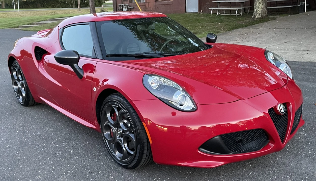 2015 Alfa Romeo 4C Coupe - Image 3 of 31