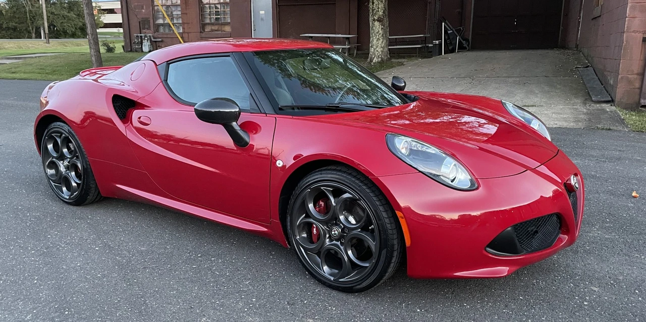 2015 Alfa Romeo 4C Coupe - Image 4 of 31