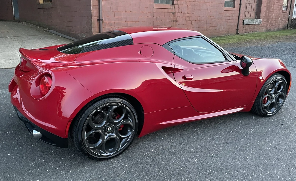 2015 Alfa Romeo 4C Coupe - Image 7 of 31