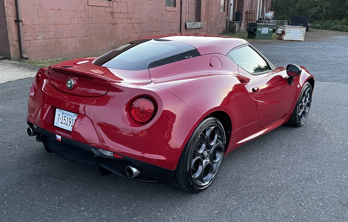 2015 Alfa Romeo 4C Coupe - Image 8 of 31