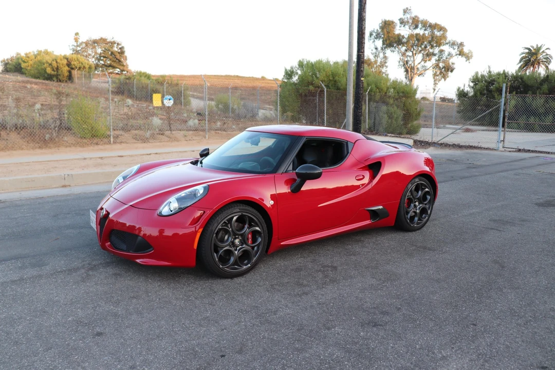 2015 Alfa Romeo 4C Coupe - Image 14 of 31