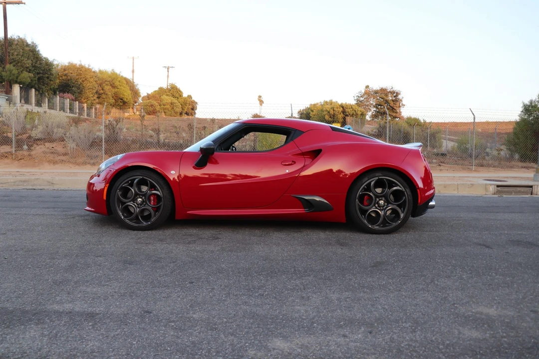 2015 Alfa Romeo 4C Coupe - Image 16 of 31