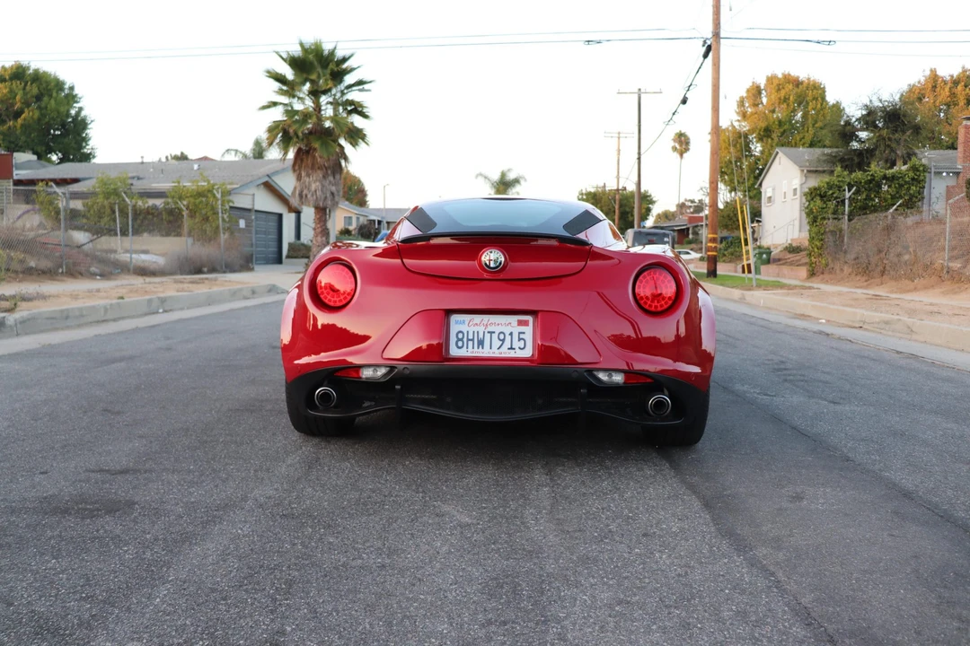 2015 Alfa Romeo 4C Coupe - Image 22 of 31