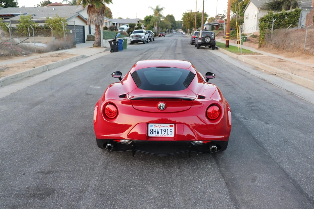 2015 Alfa Romeo 4C Coupe - Image 24 of 31
