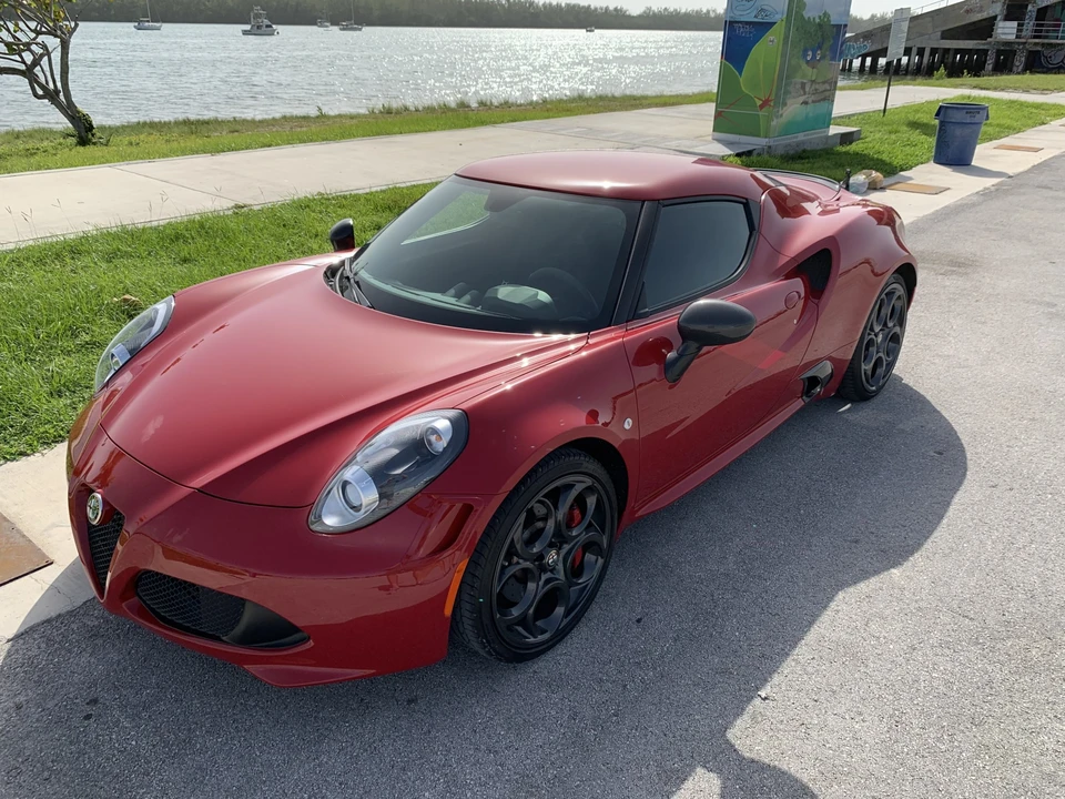 2015 Alfa Romeo 4C Coupe - Image 4 of 31
