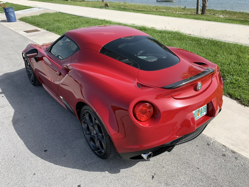 2015 Alfa Romeo 4C Coupe - Image 9 of 31