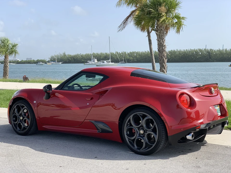 2015 Alfa Romeo 4C Coupe - Image 7 of 31