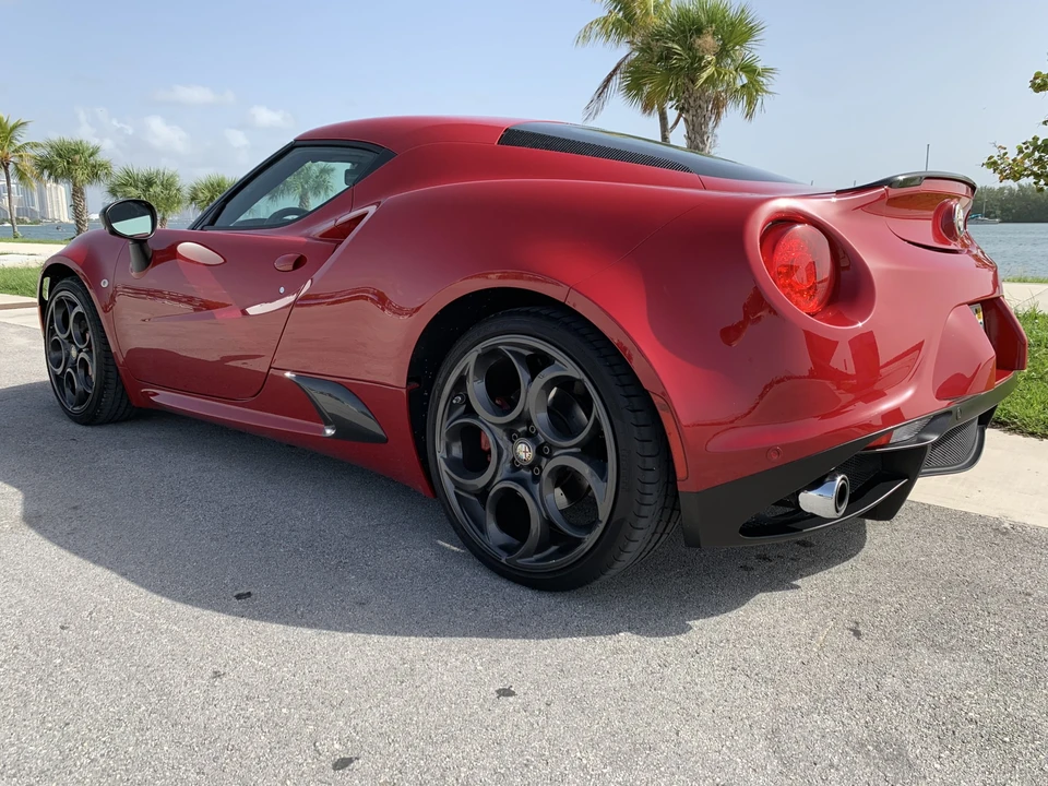 2015 Alfa Romeo 4C Coupe - Image 6 of 31