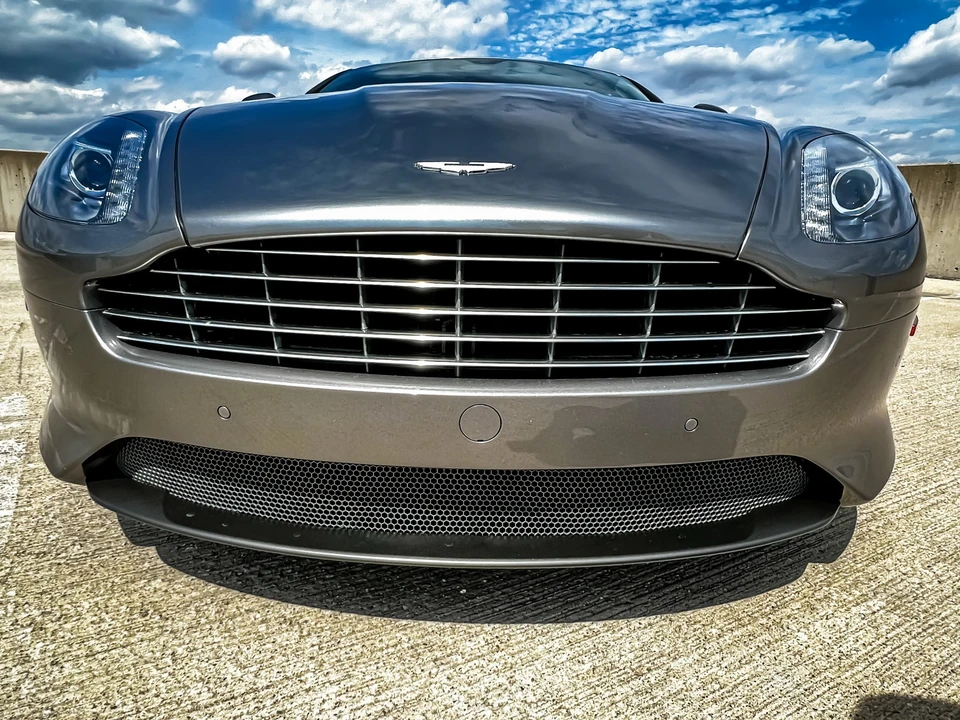 2015 Aston Martin DB9 - Image 13 of 31