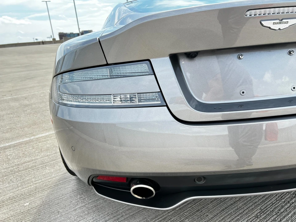 2015 Aston Martin DB9 - Image 25 of 31