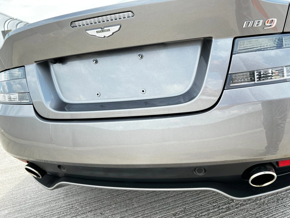 2015 Aston Martin DB9 - Image 26 of 31