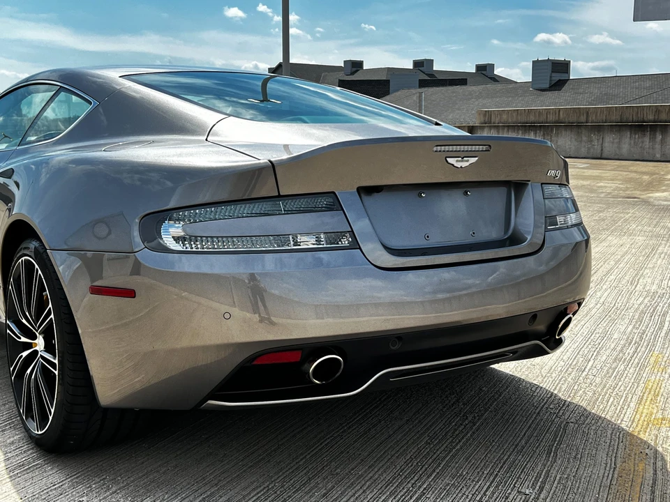 2015 Aston Martin DB9 - Image 22 of 31