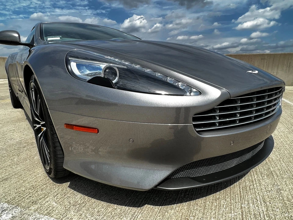 2015 Aston Martin DB9 - Image 12 of 31