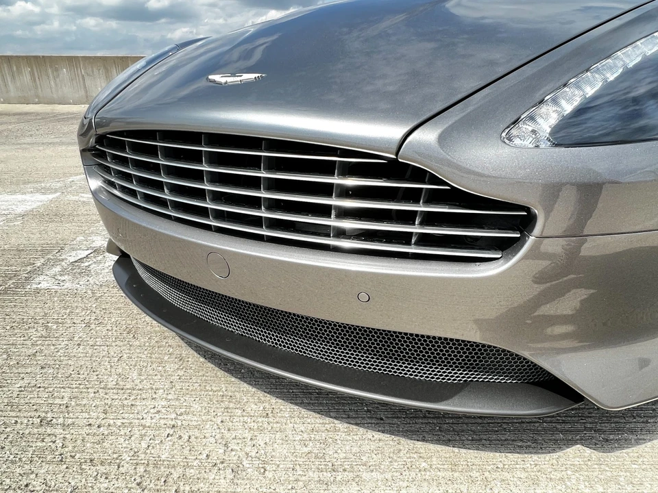 2015 Aston Martin DB9 - Image 14 of 31
