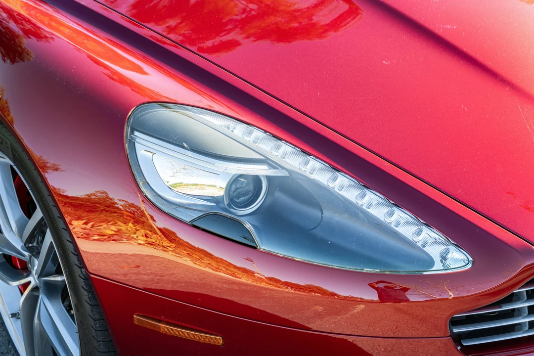 2015 Aston Martin DB9 - Image 12 of 31