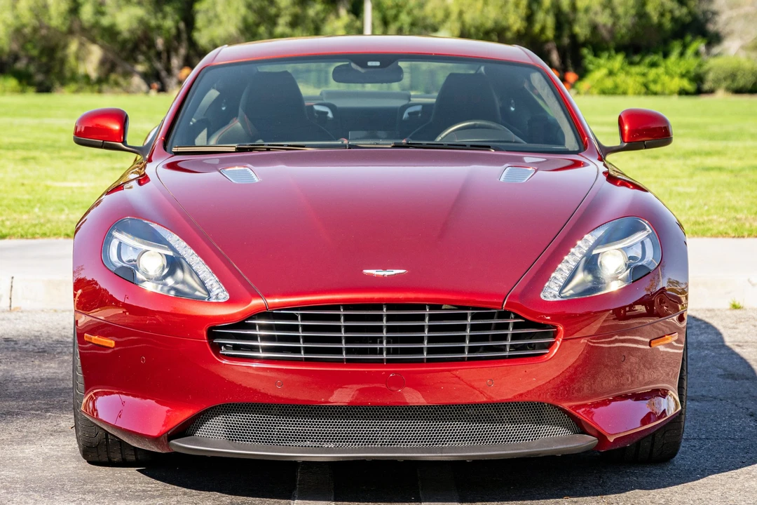 2015 Aston Martin DB9 - Image 3 of 31