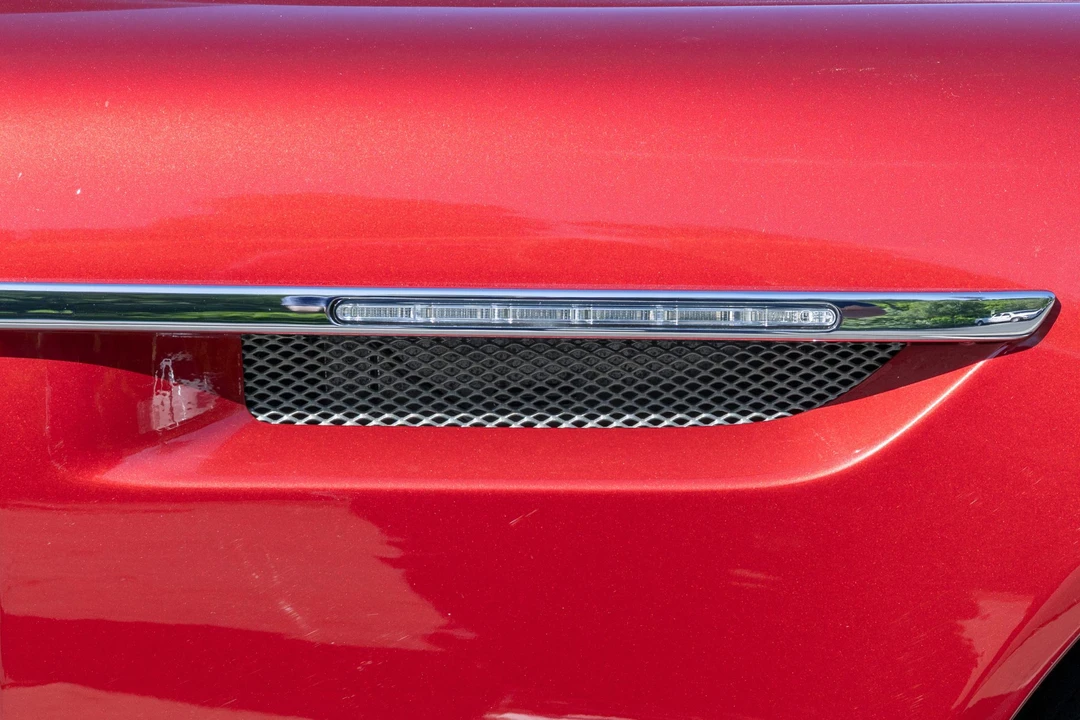 2015 Aston Martin DB9 - Image 27 of 31