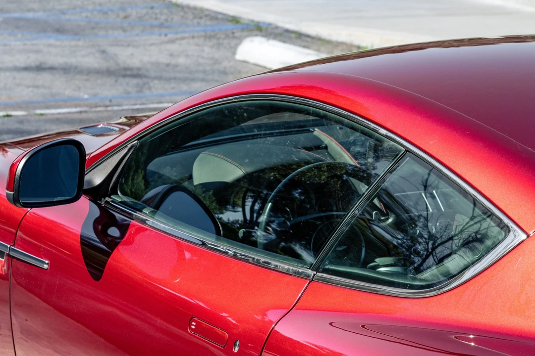 2015 Aston Martin DB9 - Image 18 of 31