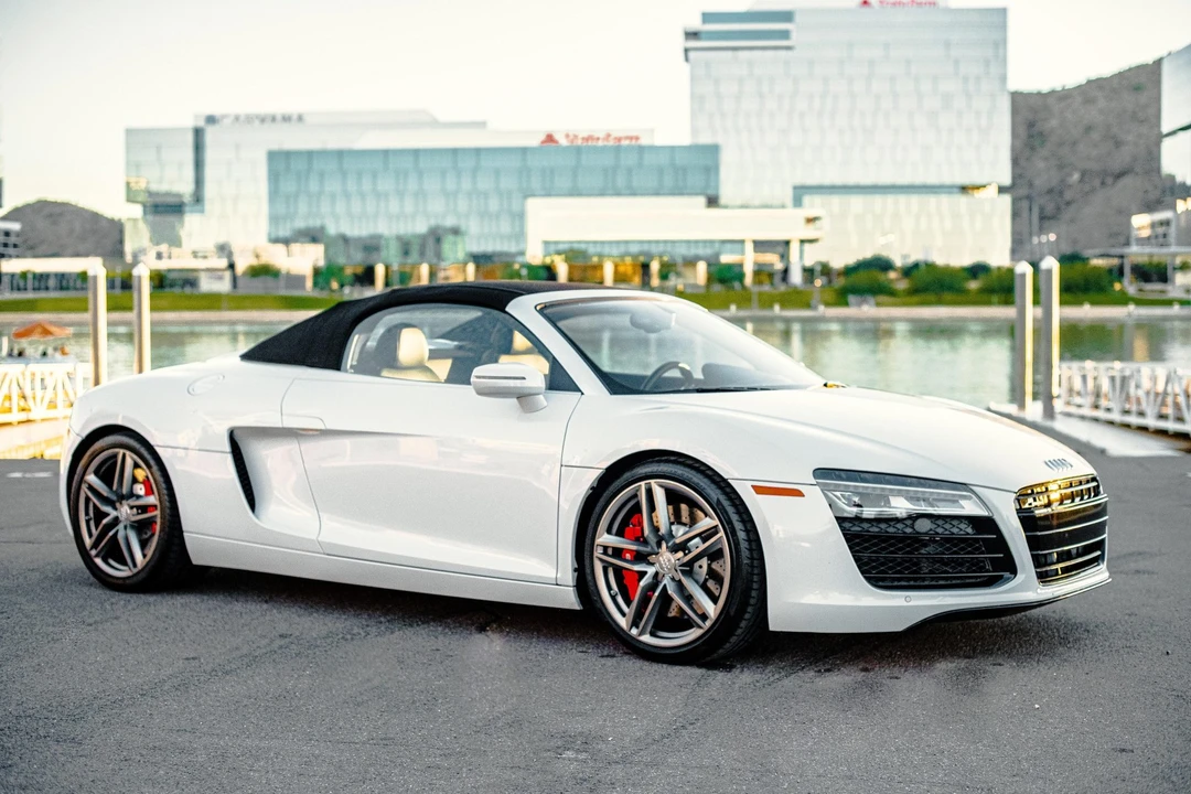 2015 Audi 42 R8 - Image 5 of 31