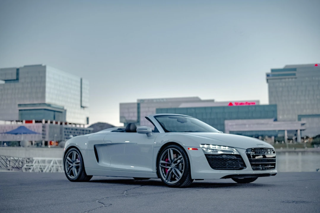 2015 Audi 42 R8 - Image 11 of 31