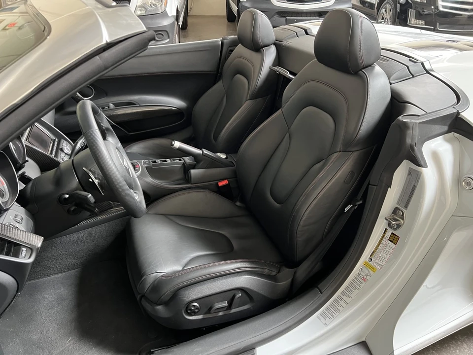 2015 Audi 42 R8 - Image 24 of 31