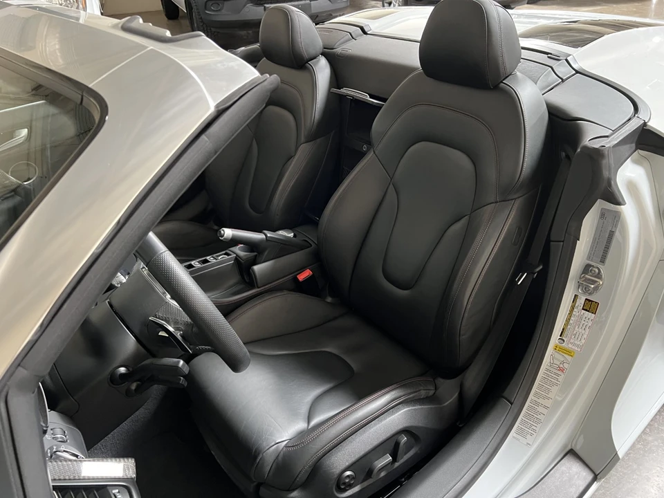 2015 Audi 42 R8 - Image 23 of 31