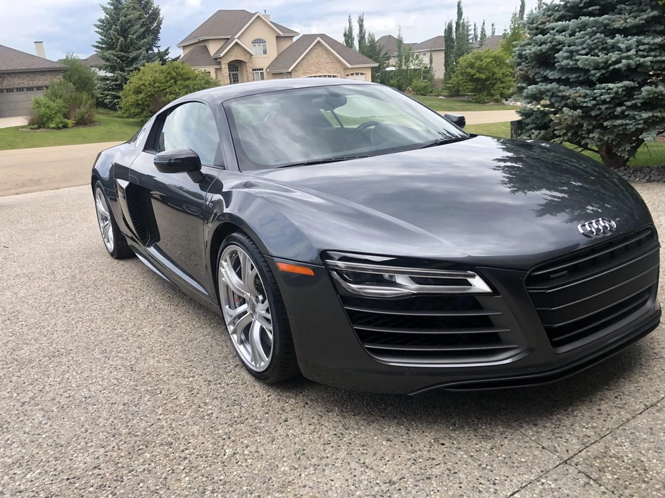 2015 Audi 42 R8 - Image 8 of 31
