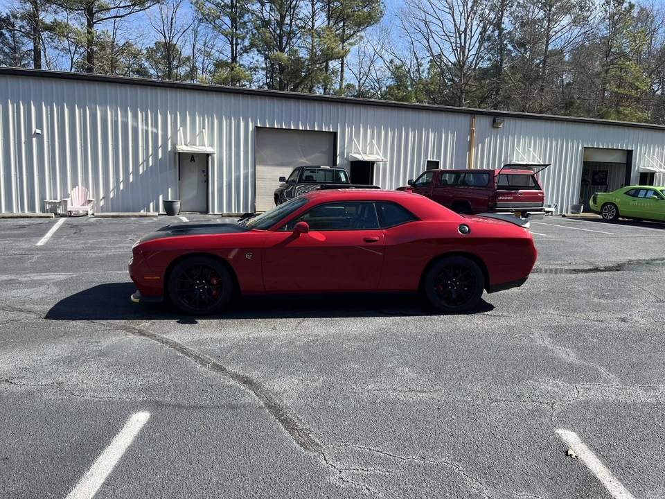 2015 Dodge Challenger SRT Hellcat 3rd Gen - Image 18 of 31