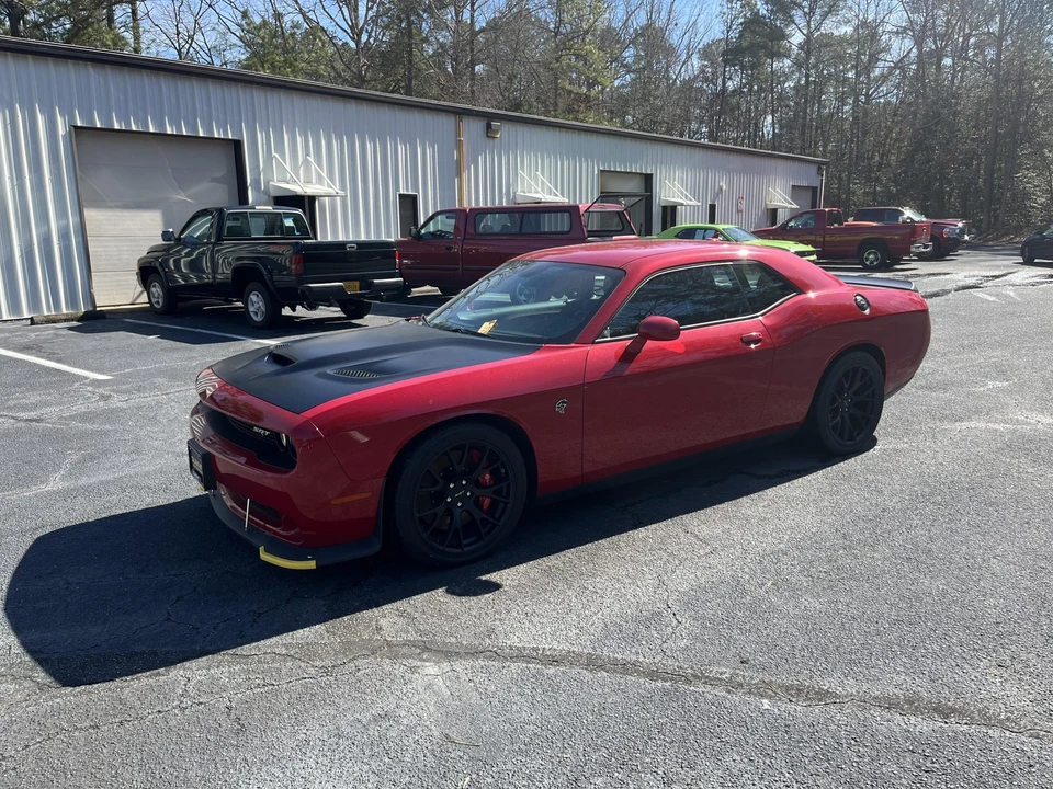 2015 Dodge Challenger SRT Hellcat 3rd Gen - Image 4 of 31