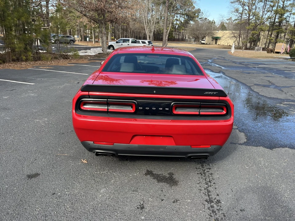 2015 Dodge Challenger SRT Hellcat 3rd Gen - Image 14 of 31
