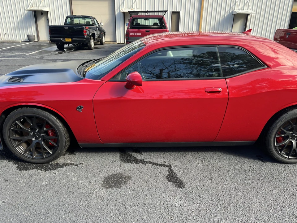2015 Dodge Challenger SRT Hellcat 3rd Gen - Image 19 of 31