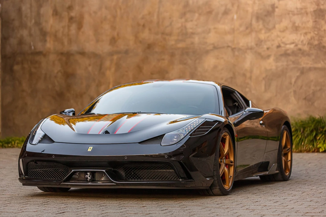2015 Ferrari 458 Speciale - Image 2 of 31