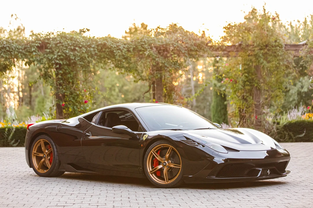 2015 Ferrari 458 Speciale - Image 13 of 31