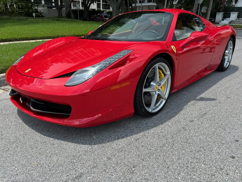 2015 Ferrari 458 Spider - Image 11 of 31