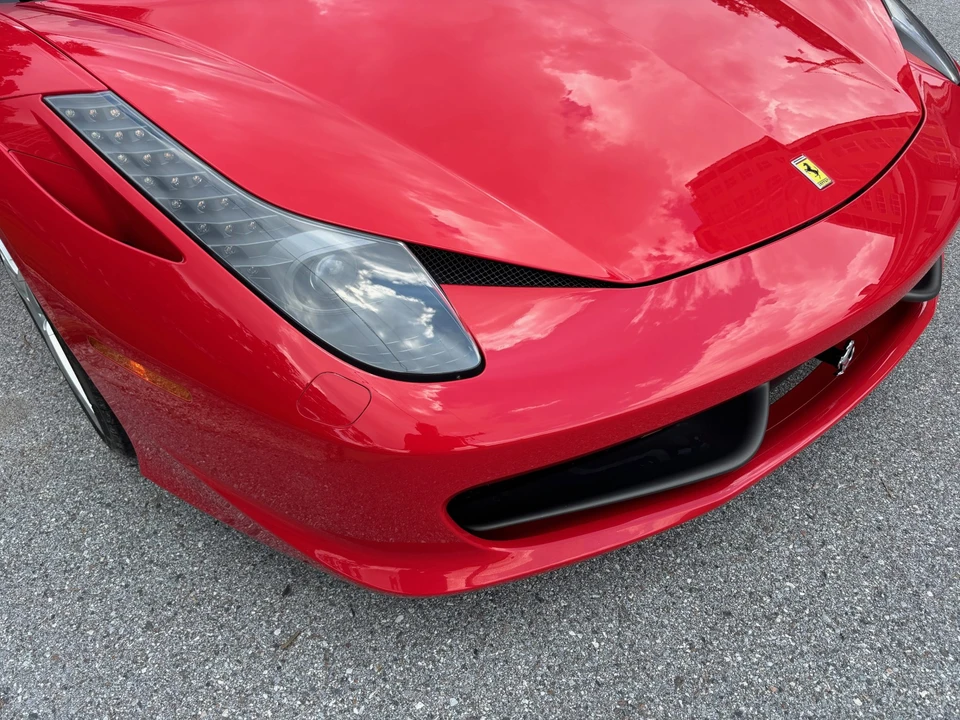 2015 Ferrari 458 Spider - Image 26 of 31