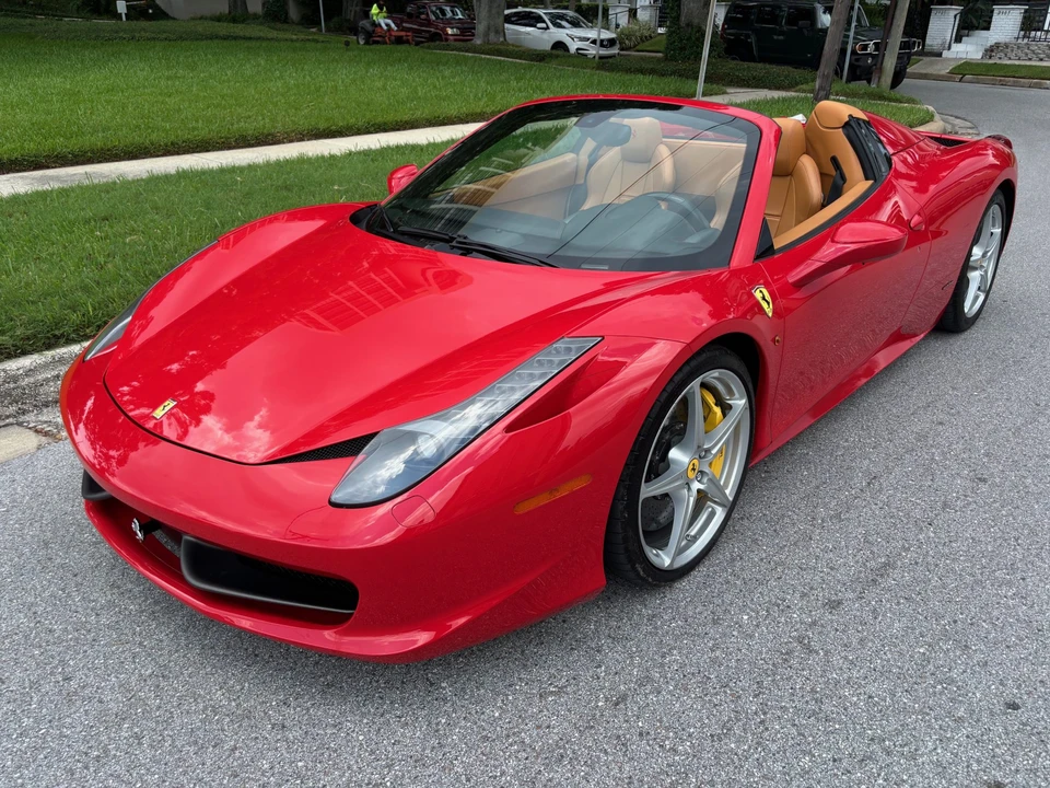 2015 Ferrari 458 Spider - Image 5 of 31