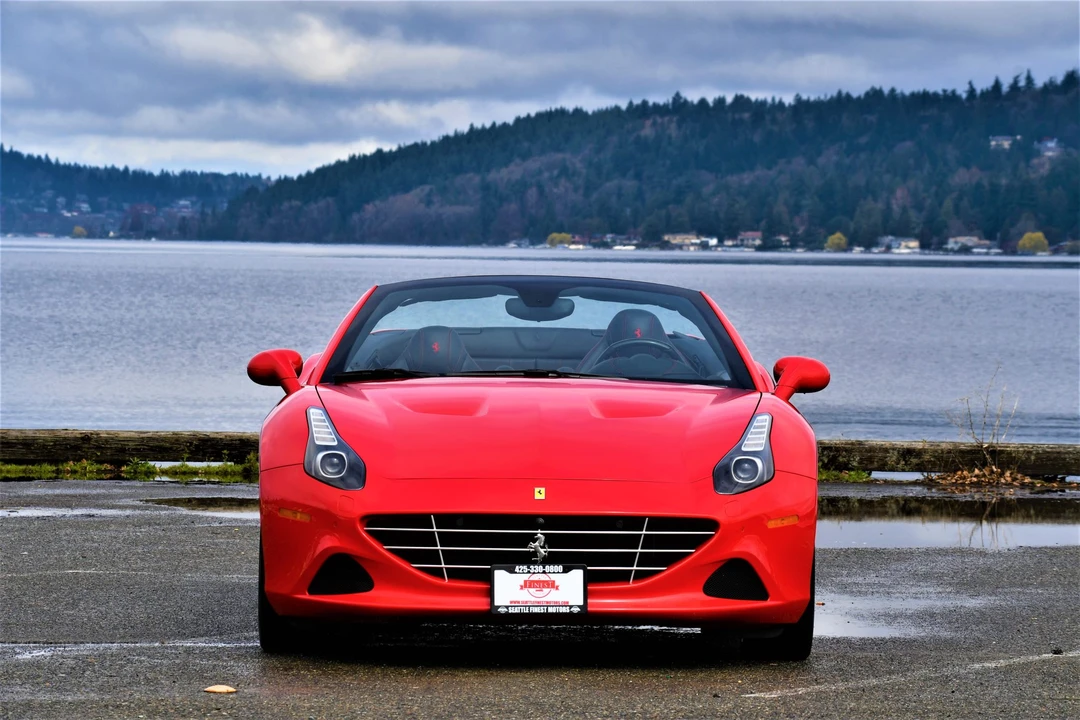 2015 Ferrari California T - Image 28 of 31
