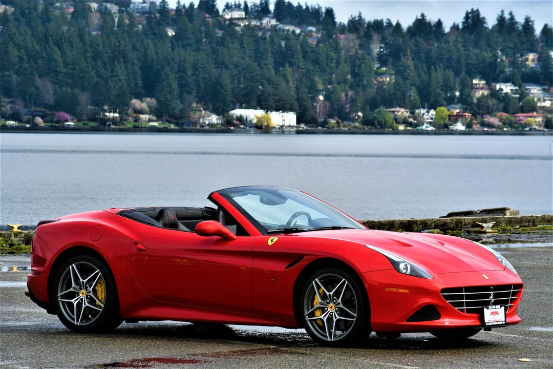2015 Ferrari California T - Image 25 of 31