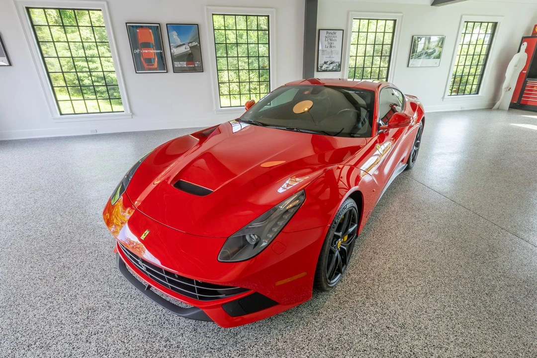 2015 Ferrari F12berlinetta - Image 2 of 31