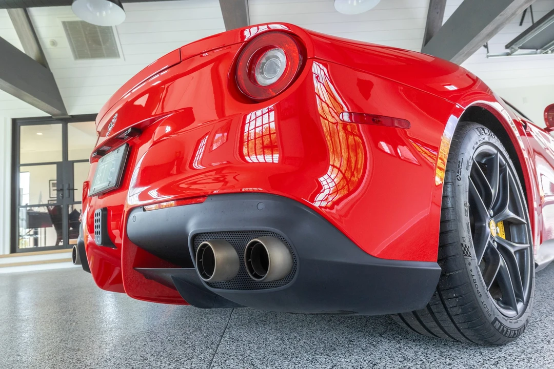 2015 Ferrari F12berlinetta - Image 27 of 31