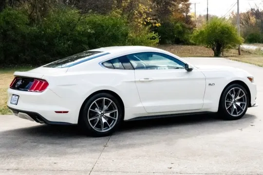 2015 Ford S550 Mustang - Image 2 of 8