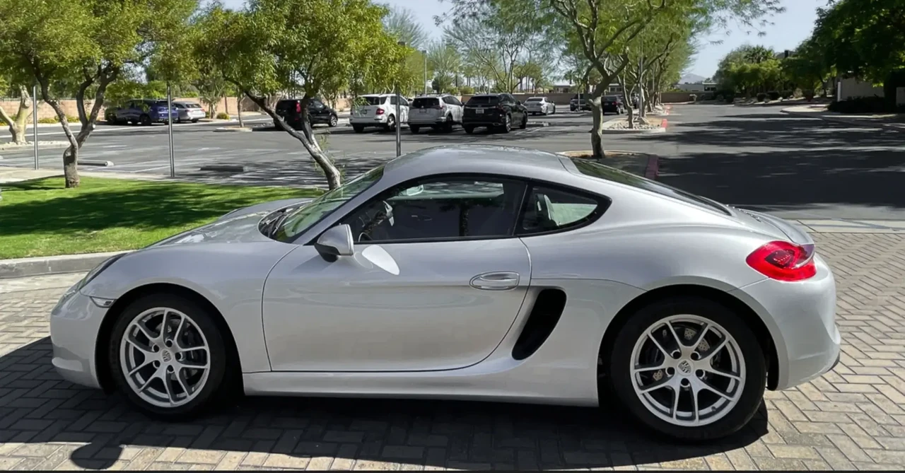 2015 Porsche 981 Cayman - Image 6 of 6
