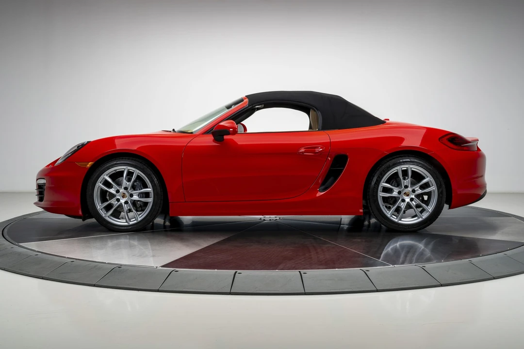 2015 Porsche 981 Boxster - Image 16 of 31