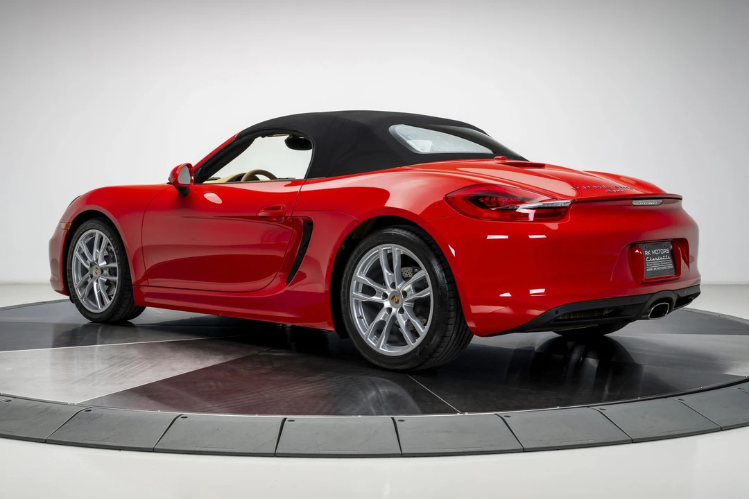 2015 Porsche 981 Boxster - Image 15 of 31