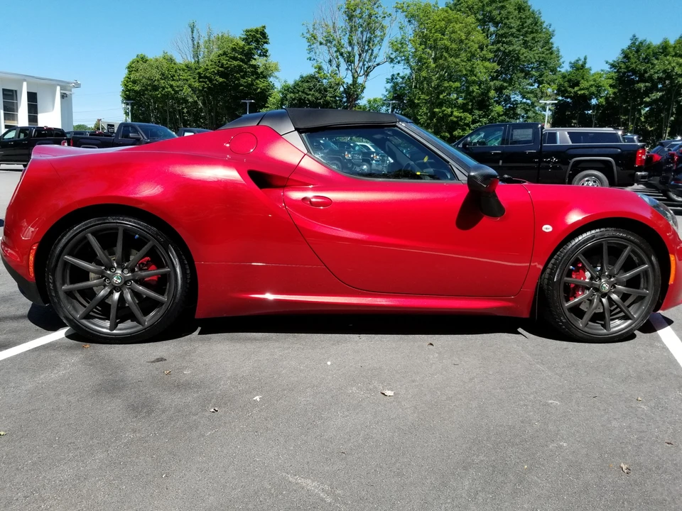 2016 Alfa Romeo 4C Spider - Image 5 of 31