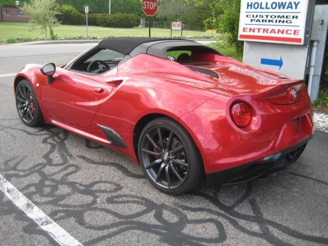2016 Alfa Romeo 4C Spider - Image 12 of 31